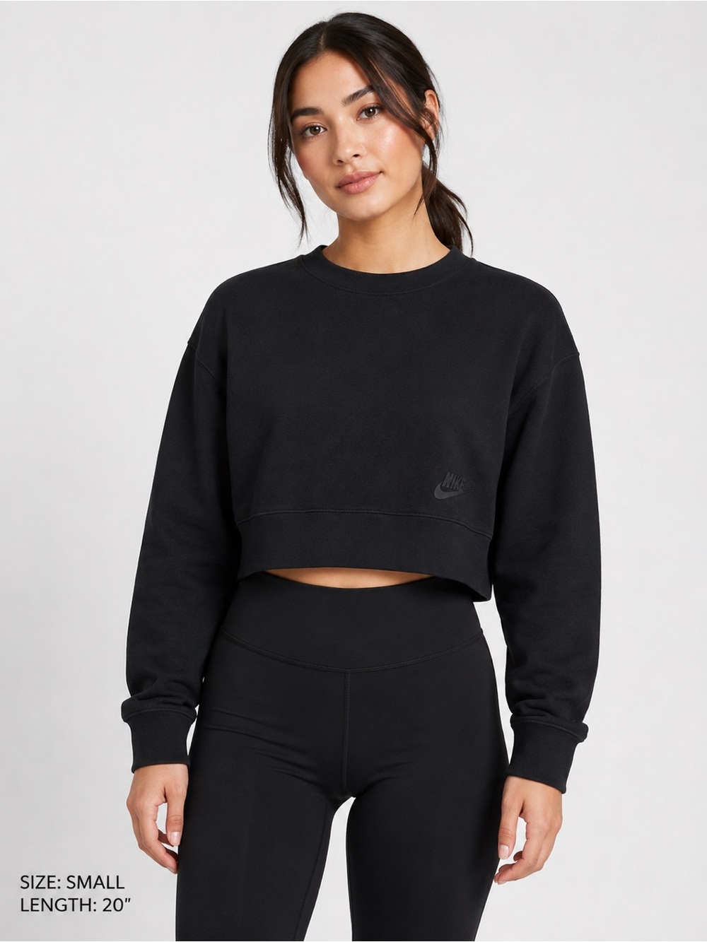 Nike Women's Cropped Crewneck Sweatshirt Size
Small Black Pullover - Picture 1 of 9